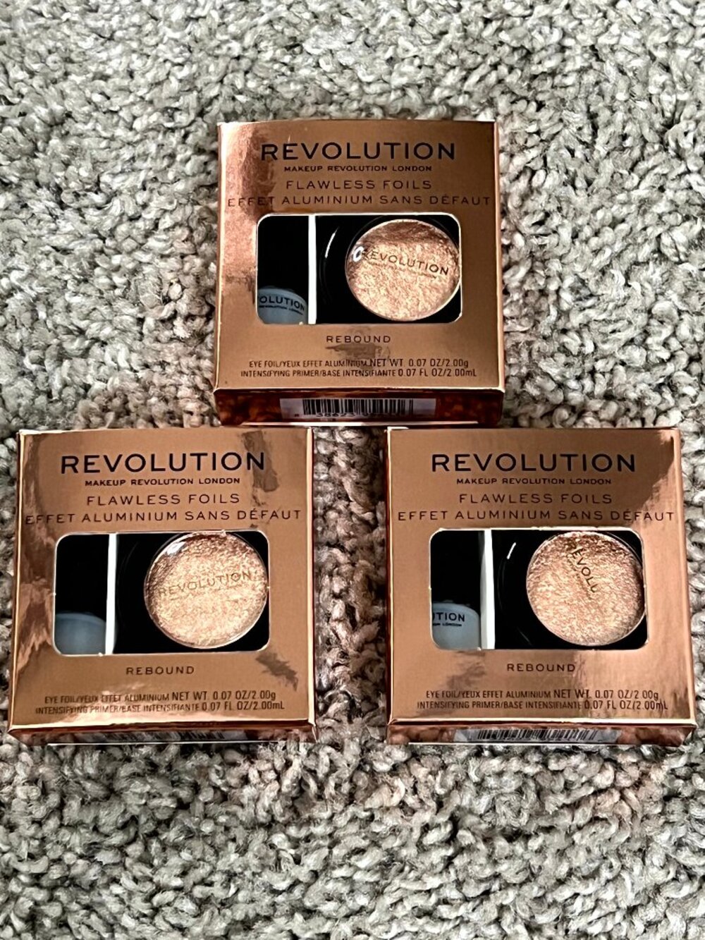 Revolution Flawless Foils Rebound Eyeshadow and Primer Set 3 Pack